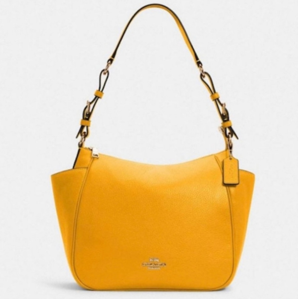 NWOT Coach Shoulder Bag Rori in Golden Flax